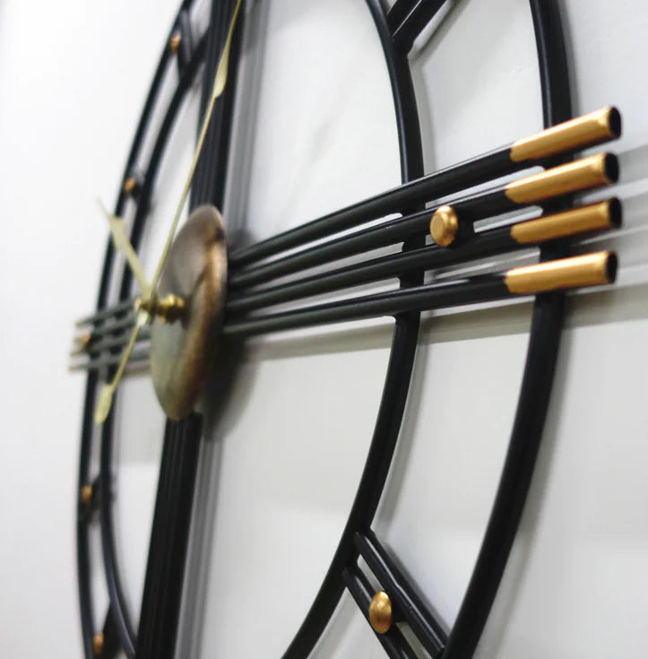 European Style Wall Clock - Decorative Timepiece
