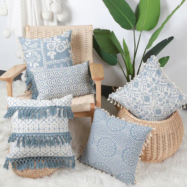 Tufted Cotton Throw Pillow Cushion Cover with Tassels
